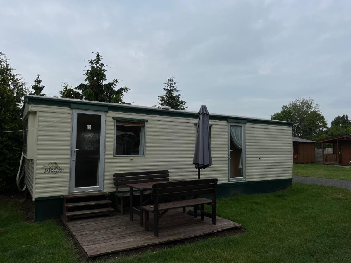 Autocamp Free Star - Mobilheimy Apartment Strachotin Ngoại thất bức ảnh