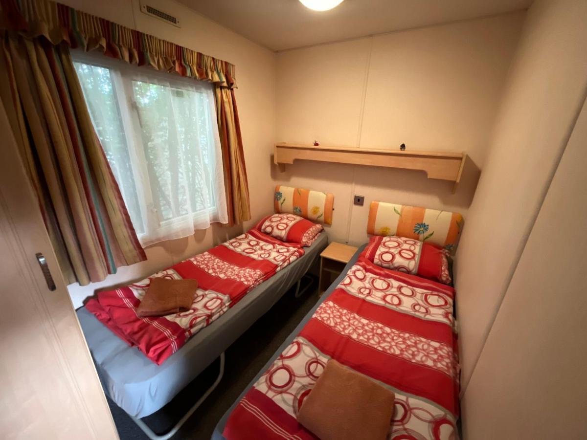 Autocamp Free Star - Mobilheimy Apartment Strachotin Ngoại thất bức ảnh