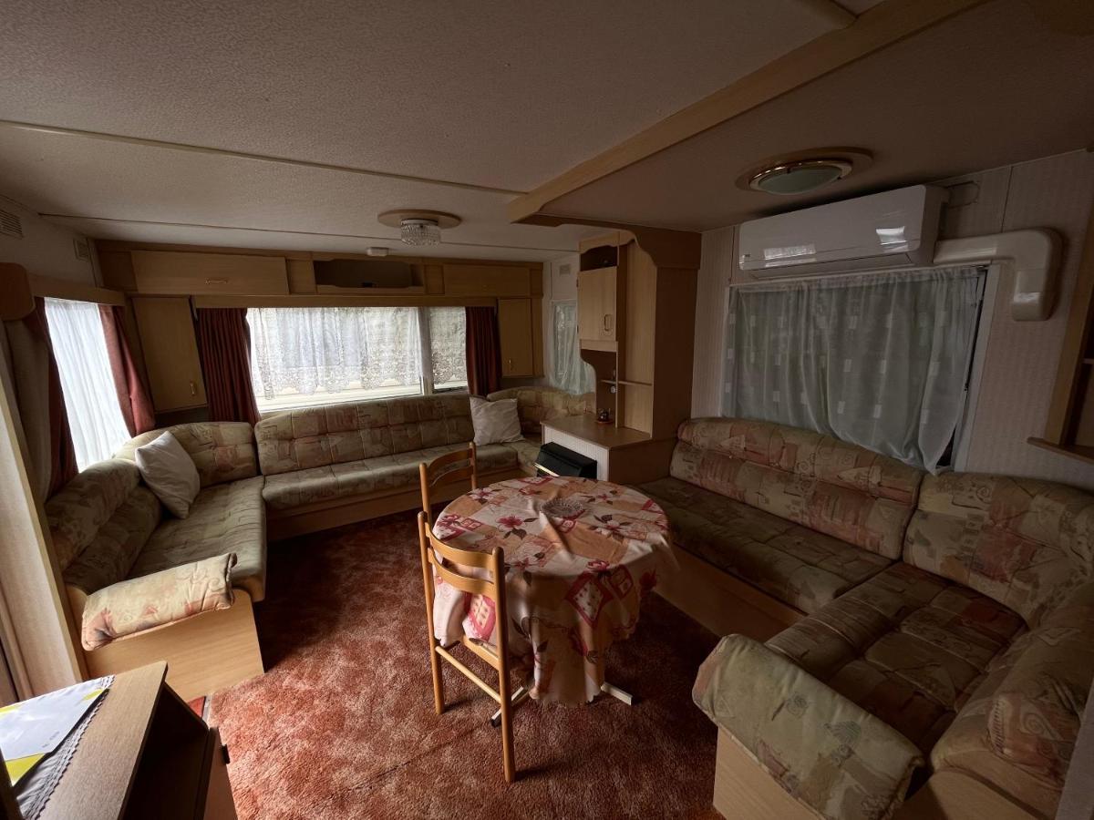 Autocamp Free Star - Mobilheimy Apartment Strachotin Ngoại thất bức ảnh
